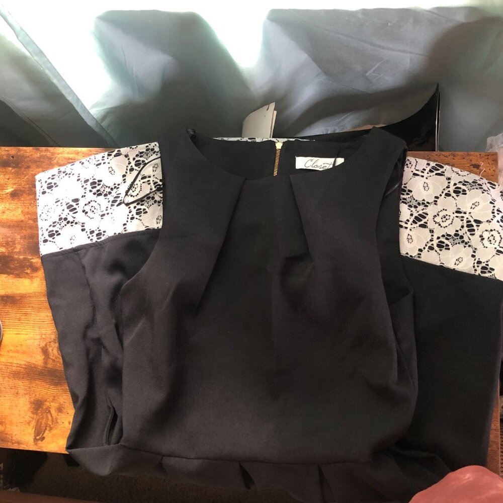Closet Black Sleeveless Fit-and-Flare Dress with White Lace Hem - Picture 7 of 11